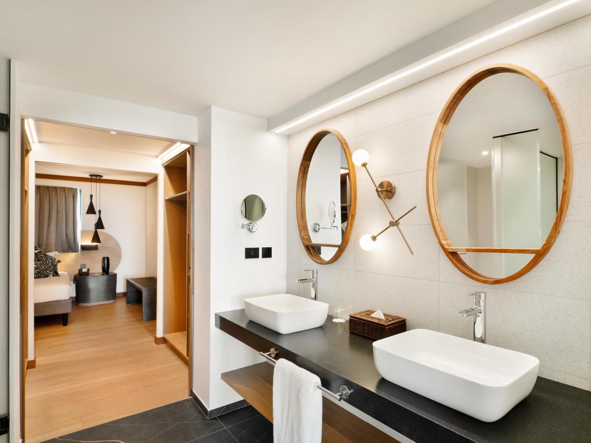 Suite Royal fronte oceano con 2 camere da letto, piscina privata e cucina